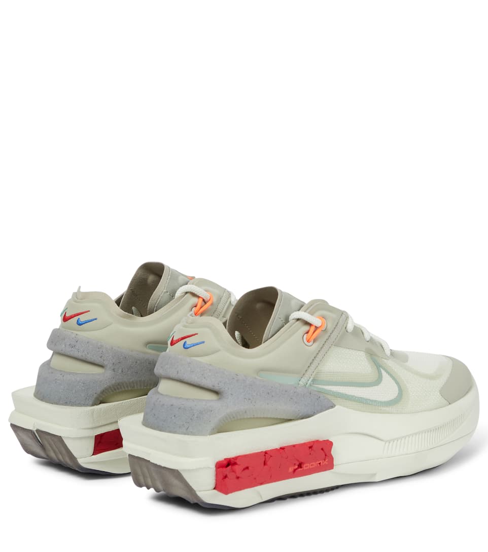 Nike Fontanka Edge Rubber